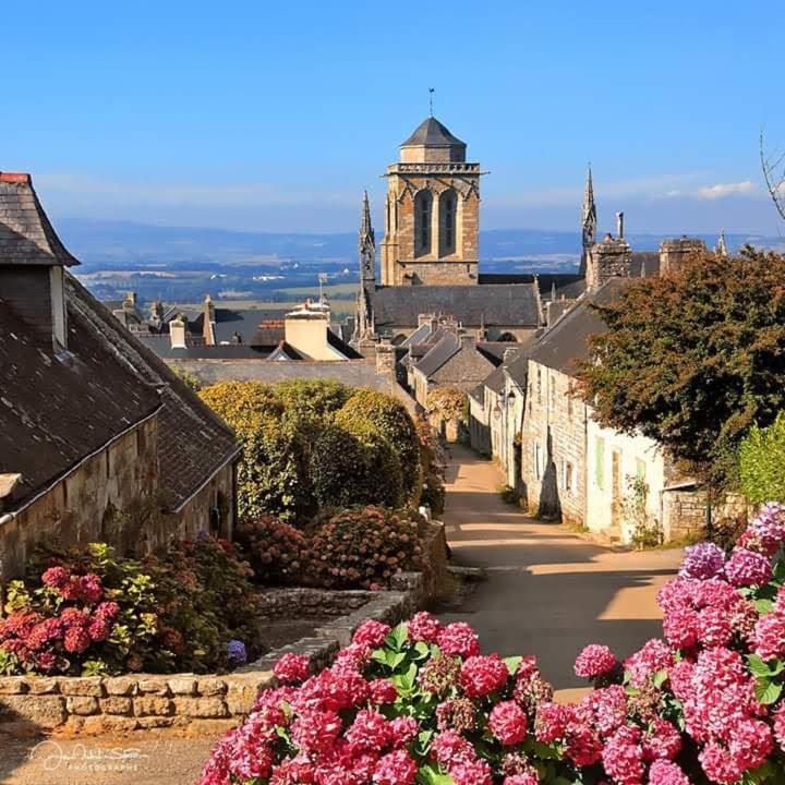 Sur Les Hauteurs De Locronan Exteriér fotografie
